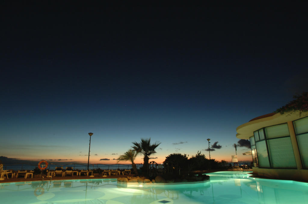 Pestana Ocean Bay Resort Funchal  Kamer foto